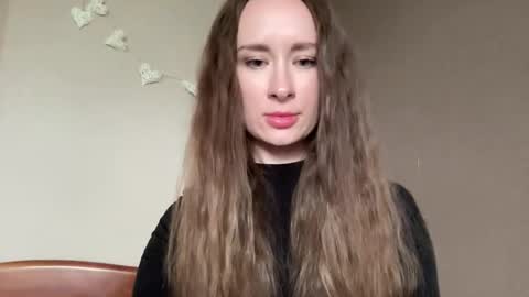 Snapshot of smilequeen_ chatting on September 28, 2025, 10:09 am smilequeen_ online show from September 28, 2025, 10:09 am