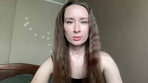 Snapshot of smilequeen_ chatting on October 5, 2025, 10:35 am smilequeen_ online show from October 5, 2025, 10:35 am