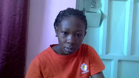 Snapshot of smiley_2025 chatting on October 20, 2025, 3:40 am smiley 2025 online show from October 20, 2025, 3:40 am