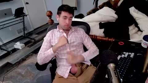 smilingwanker online show from February 12, 2025, 7:02 pm