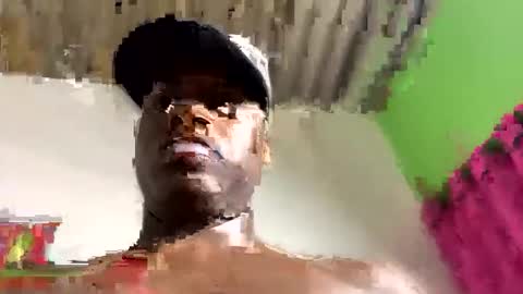 Snapshot of smith_oliver chatting on December 24, 2024, 10:01 am Smith online show from December 24, 2024, 10:01 am