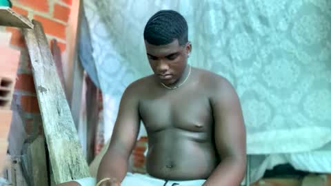 Snapshot of smith_oliver chatting on December 31, 2024, 8:34 pm Smith online show from December 31, 2024, 8:34 pm