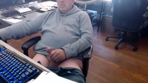 smly online show from April 10, 2026, 4:01 pm