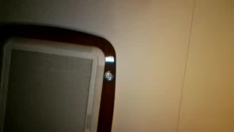 Snapshot of smokeandwatching chatting on August 7, 2026, 7:49 pm Smokeandwatching online show from August 7, 2026, 7:49 pm