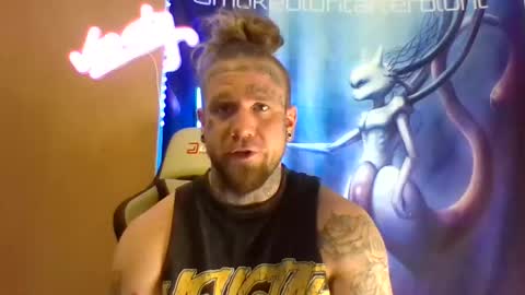 smoke online show from March 3, 2026, 2:01 pm