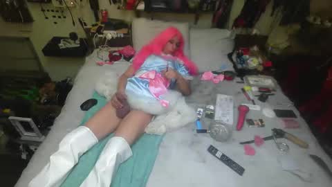 Snapshot of smokeslut365 chatting on November 7, 2025, 5:40 am smokeslut365 online show from November 7, 2025, 5:40 am