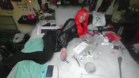 Snapshot of smokeslut365 chatting on November 7, 2025, 7:03 pm smokeslut365 online show from November 7, 2025, 7:03 pm