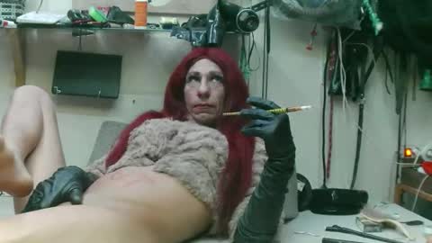 smokeslut365 online show from May 20, 2026, 10:49 pm