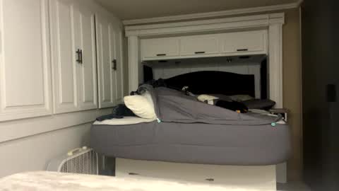 Snapshot of smooth985092 chatting on March 1, 2025, 7:30 am smoothmusclecam online show from March 1, 2025, 7:30 am