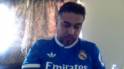 smoothstrik3r online show from December 14, 2025, 8:02 pm