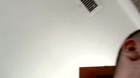 Snapshot of smoothstrik3r chatting on August 5, 2026, 11:17 pm smoothstrik3r online show from August 5, 2026, 11:17 pm