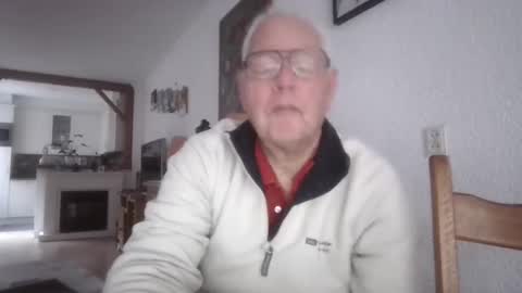 Snapshot of smoothy5460 chatting on December 2, 2024, 8:09 am smoothy5460 online show from December 2, 2024, 8:09 am