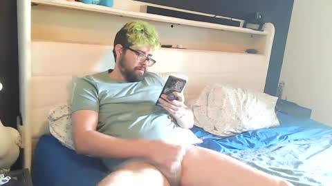 snackonzach online show from September 13, 2025, 3:12 pm