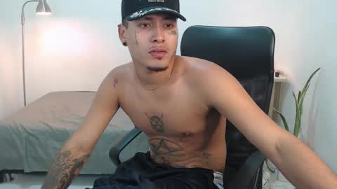 snak_master1 online show from September 12, 2025, 6:35 am