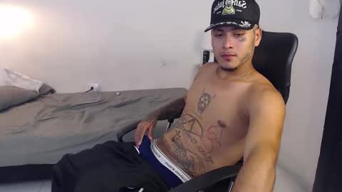 snak_master1 online show from September 20, 2025, 6:14 am