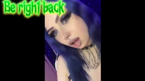 Snapshot of snake_bites chatting on January 1, 2025, 2:09 am Reeginaaaaa online show from January 1, 2025, 2:09 am