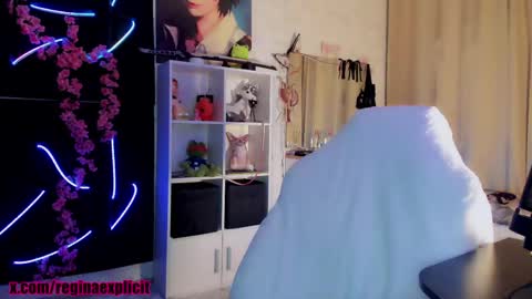 Reeginaaaaa online show from April 10, 2026, 10:03 pm