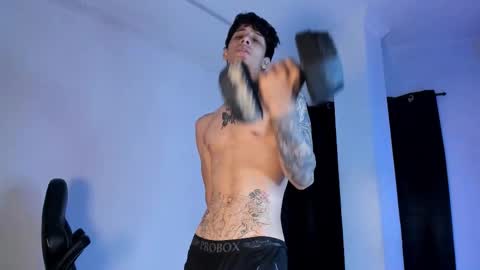 Snapshot of snakebutterfly chatting on February 4, 2026, 5:46 am snakebutterfly online show from February 4, 2026, 5:46 am