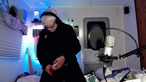 Snapshot of snarfle chatting on March 2, 2025, 8:27 am Viiscount Snarfle Von Snarfenberg online show from March 2, 2025, 8:27 am