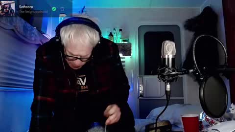 Snapshot of snarfle chatting on March 6, 2025, 8:30 am Viiscount Snarfle Von Snarfenberg online show from March 6, 2025, 8:30 am