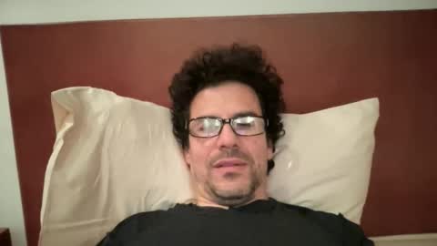 Snapshot of snfrisco76 chatting on November 28, 2025, 5:10 am snfrisco76 online show from November 28, 2025, 5:10 am