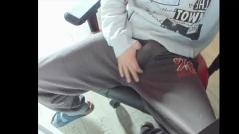 Snapshot of snip1977 chatting on March 7, 2025, 8:23 am snip1977 online show from March 7, 2025, 8:23 am