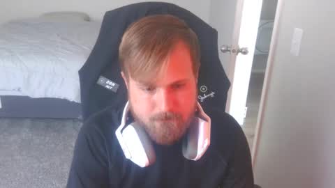 Snapshot of snipingmilfs chatting on October 4, 2025, 3:43 pm snipingmilfs online show from October 4, 2025, 3:43 pm