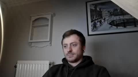 snoecks online show from April 1, 2026, 6:38 pm