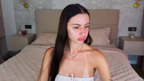 Snapshot of snow_whiteeex chatting on June 29, 2026, 1:00 pm snow_whiteeex online show from June 29, 2026, 1:00 pm