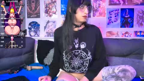 Snapshot of snowblack_ chatting on September 11, 2025, 3:01 pm Snow and Bubble online show from September 11, 2025, 3:01 pm