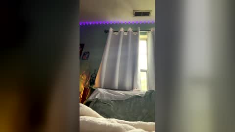 snowbunn06 online show from April 28, 2026, 7:08 pm