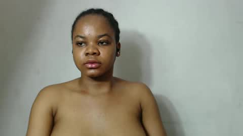 Snapshot of snowdrop5 chatting on March 1, 2025, 4:44 pm snowdrop5 online show from March 1, 2025, 4:44 pm