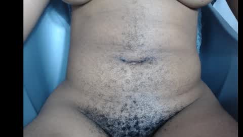 Snapshot of snowdrop5 chatting on October 14, 2025, 11:27 pm snowdrop5 online show from October 14, 2025, 11:27 pm