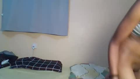 Snapshot of snowie_eyes chatting on January 14, 2026, 11:53 pm Snowie eyes online show from January 14, 2026, 11:53 pm