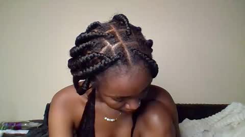 Snapshot of snowie_eyes chatting on March 21, 2026, 9:36 am Snowie eyes online show from March 21, 2026, 9:36 am