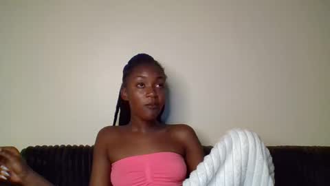 Snapshot of snowie_eyes chatting on March 30, 2026, 3:57 pm Snowie eyes online show from March 30, 2026, 3:57 pm