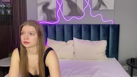 Snapshot of snusy chatting on September 26, 2025, 2:04 am Astrit online show from September 26, 2025, 2:04 am