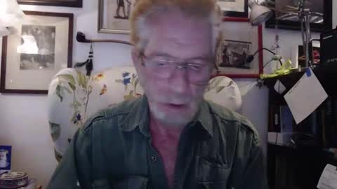 Snapshot of so_erotic_sub chatting on October 24, 2025, 7:05 am ImYourBitch online show from October 24, 2025, 7:05 am