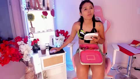sofhia_turner online show from February 13, 2025, 12:00 pm