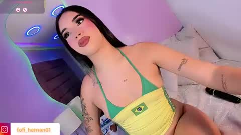 Snapshot of sofi_hdzz chatting on June 12, 2026, 11:57 pm sofi_hdzz online show from June 12, 2026, 11:57 pm