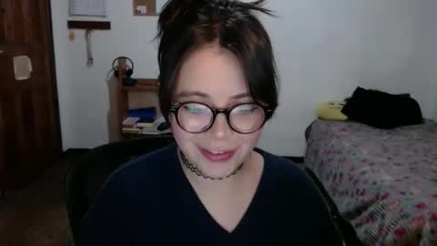 Sofi Lynch online show from February 10, 2026, 3:21 am