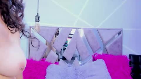 Sofi Noa online show from September 24, 2025, 11:35 am