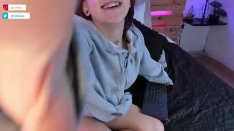 sofi_sp online show from February 17, 2025, 2:37 pm