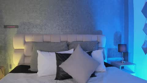 sofi_sp online show from October 4, 2025, 11:30 am