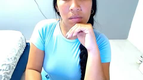 sofia vene  online show from April 12, 2026, 11:10 pm