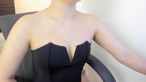 Skarlett online show from March 26, 2026, 1:49 pm