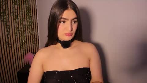 Snapshot of sofia44 chatting on August 5, 2026, 3:26 pm Skarlett online show from August 5, 2026, 3:26 pm