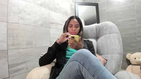 sofia86379 online show from December 26, 2024, 10:52 pm