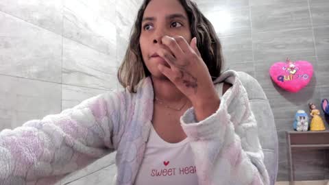 Snapshot of sofia86379 chatting on January 27, 2025, 9:44 pm sofia86379 online show from January 27, 2025, 9:44 pm