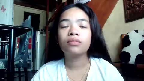 sofia_587145 online show from June 7, 2026, 11:52 pm